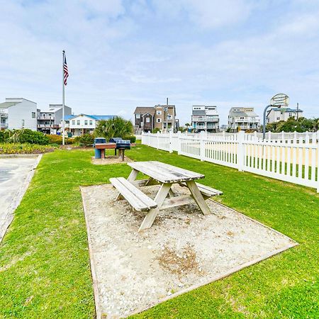 Airy Oceanfront Condo Beach Views And Pool Access! North Topsail Beach Exterior photo